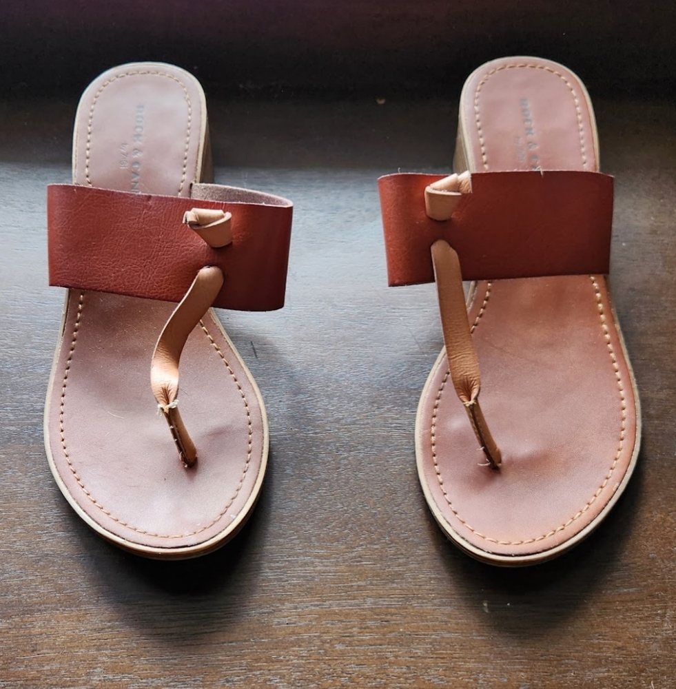 Rock & Candy Brown Thong Sandals